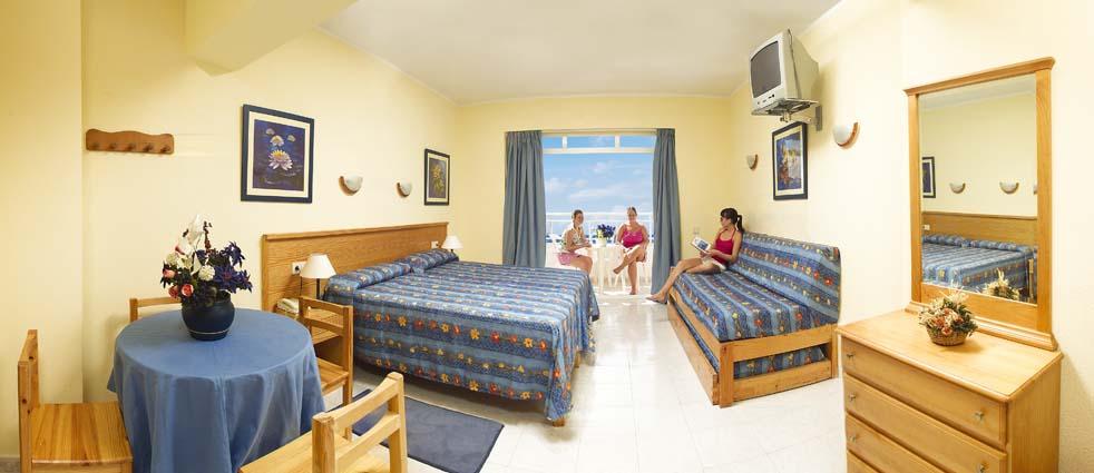 Aparthotel Catalina San Antonio  Ruang foto